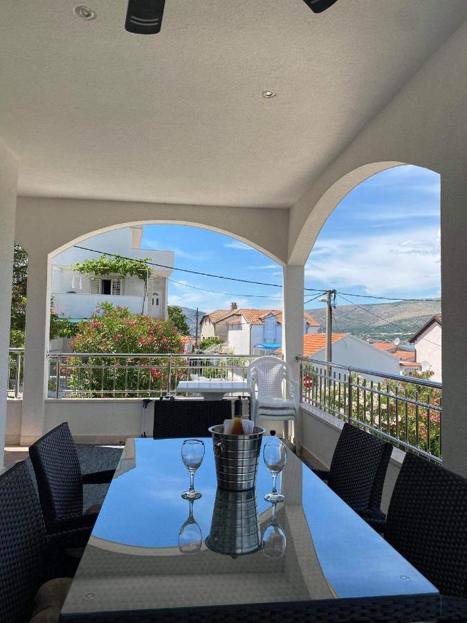 Genesis Apartment Trogir Bagian luar foto
