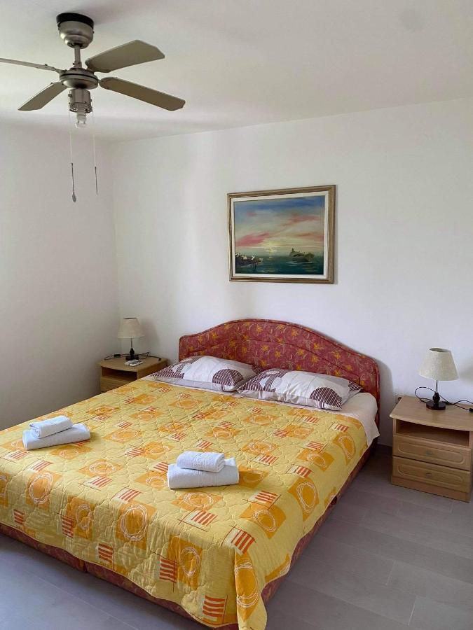 Genesis Apartment Trogir Bagian luar foto